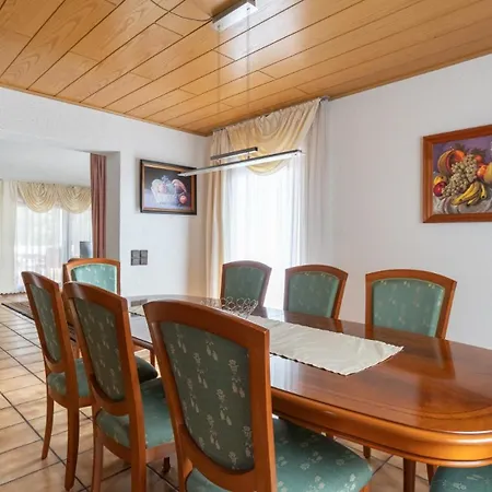 Apartment Mengelberg Roschbach