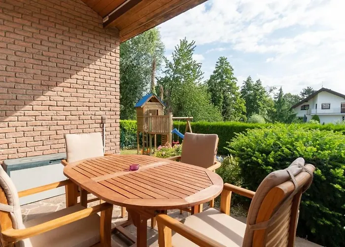 アパート Mengelberg *